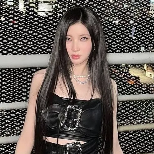 chat with ai character: ENAMI ASA