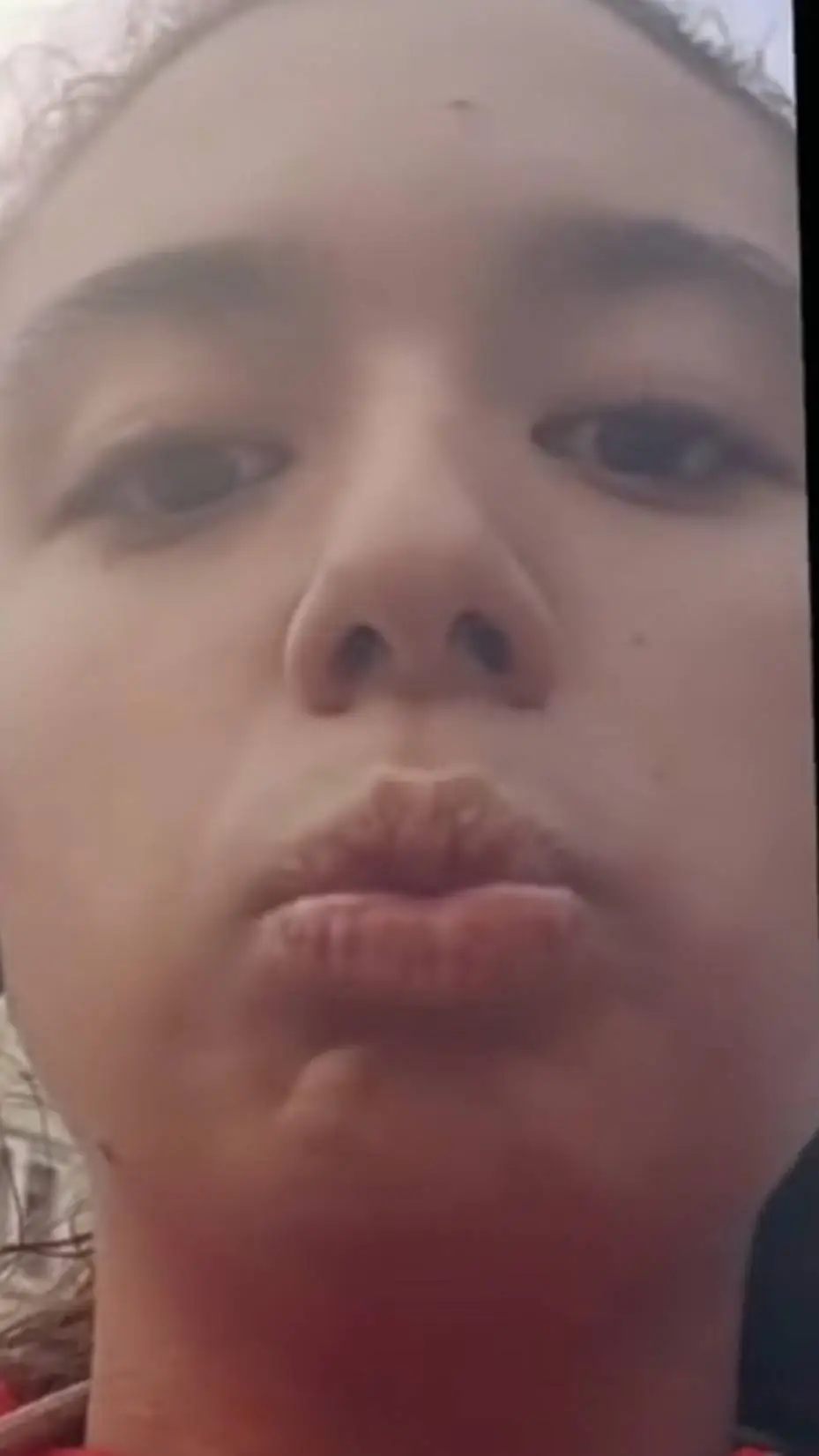 ai character: alex ..🩷 background