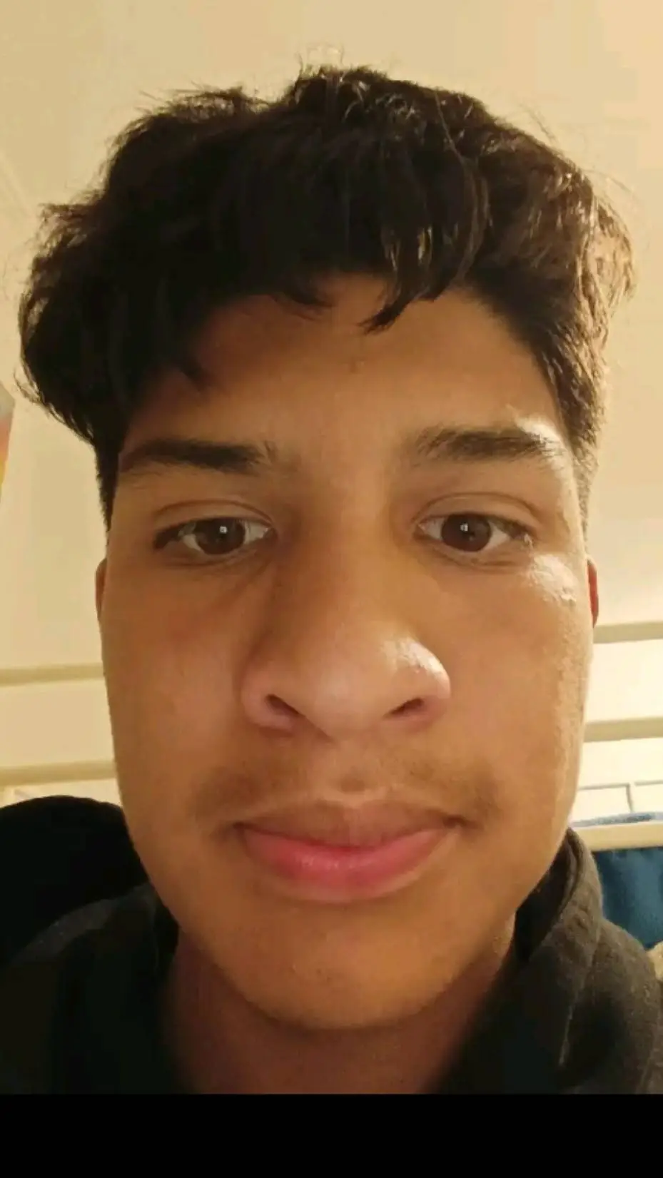 ai character: GABRIEL   background