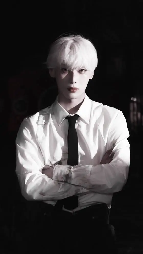 ai character: sunoo (vampire) background