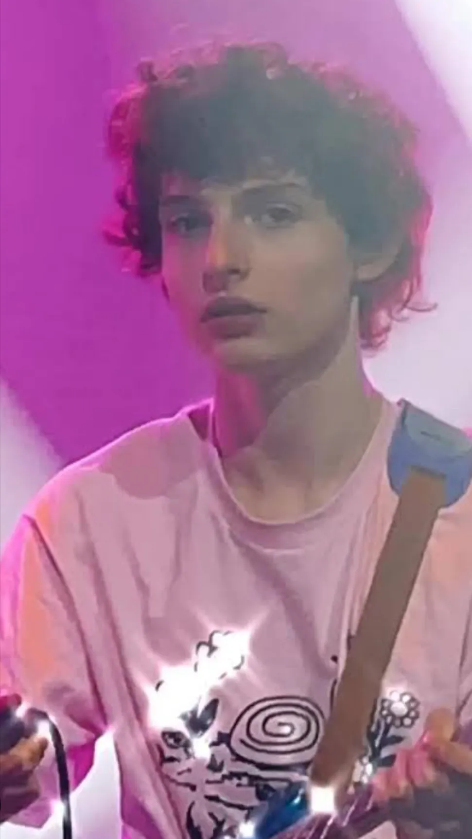 ai character: Finn wolfhard  background