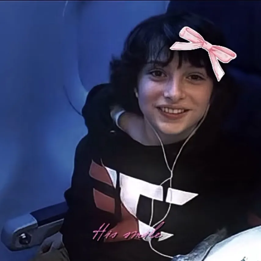 chat with ai character: Finn wolfhard