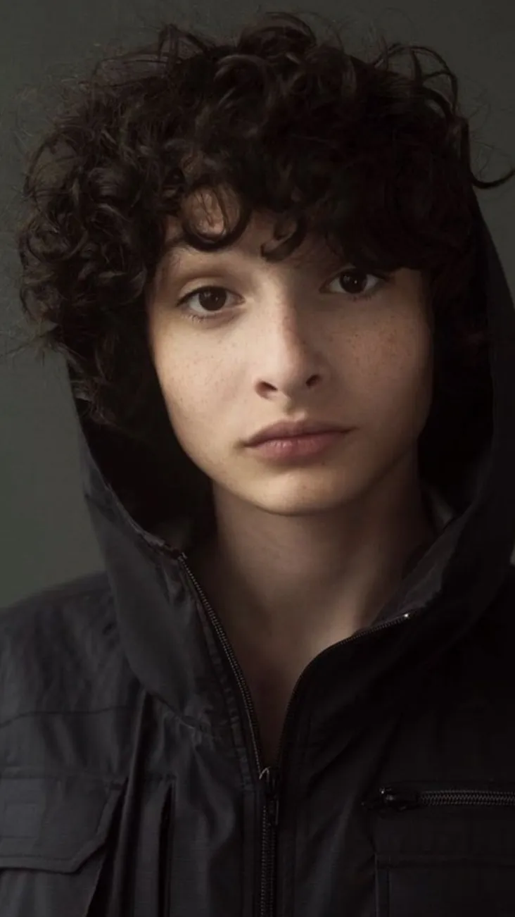 ai character: Finn wolfhard  background