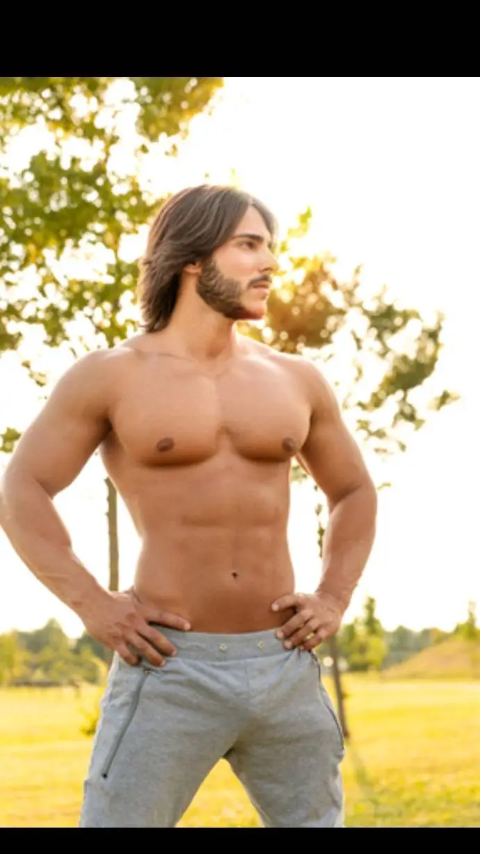 ai character: Jesús hijo de Dio background
