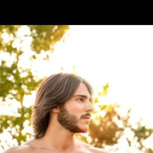 chat with ai character: Jesús hijo de Dio