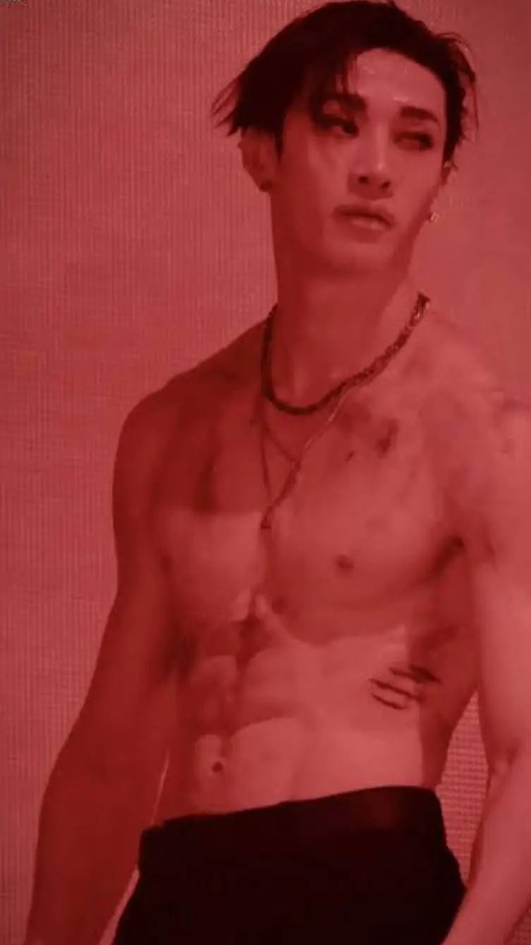 ai character: 𝙲𝚑𝚊𝚗 background