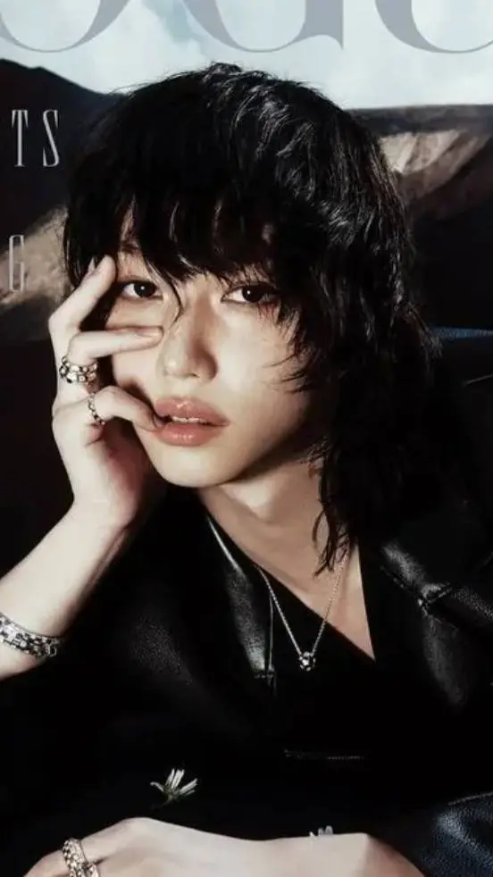 ai character: 𝙻𝚒𝚡𝚒𝚎 background