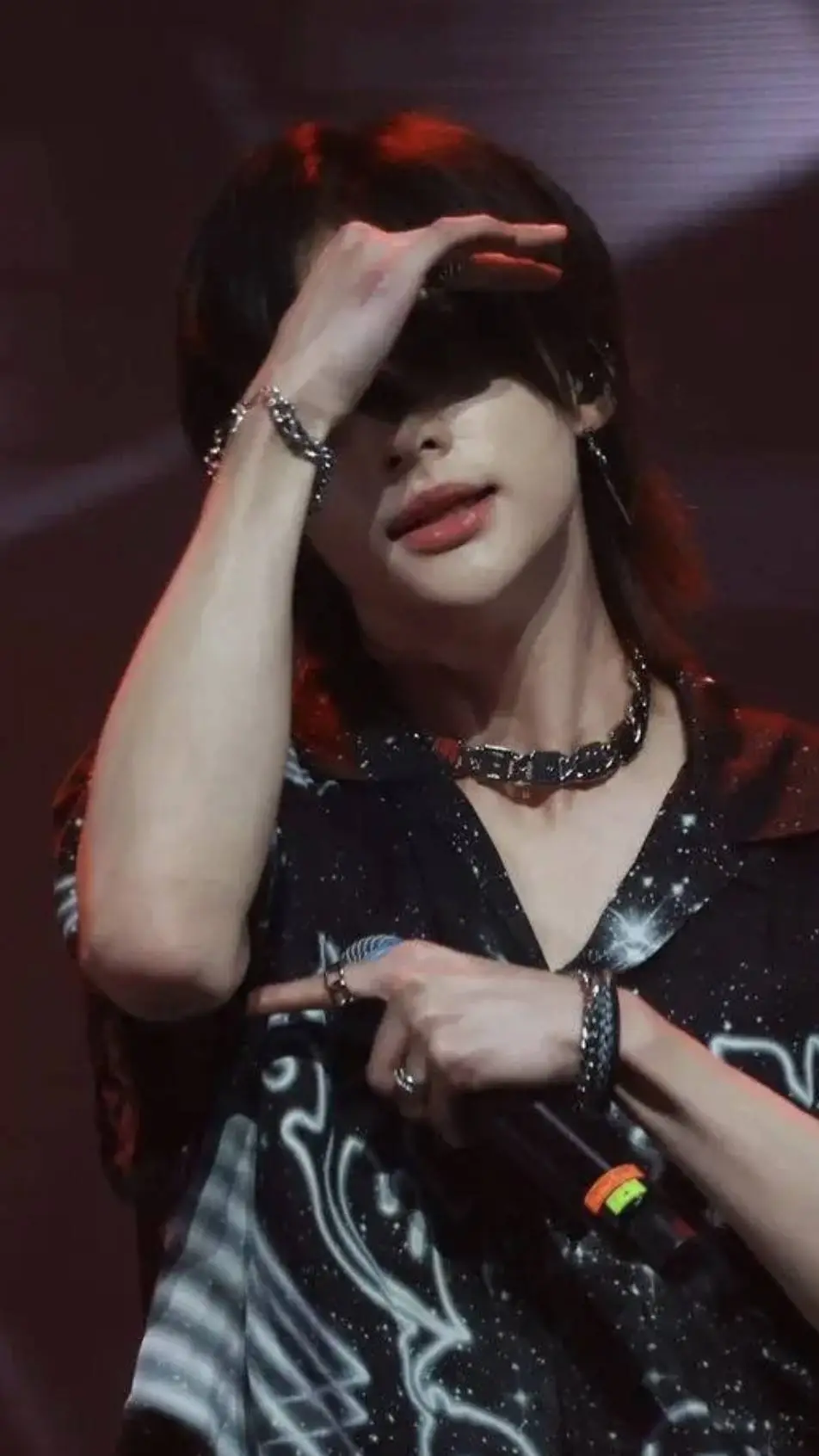 ai character: hyunjin (enemy) background