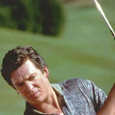 chat with ai character: Shooter McGavin 