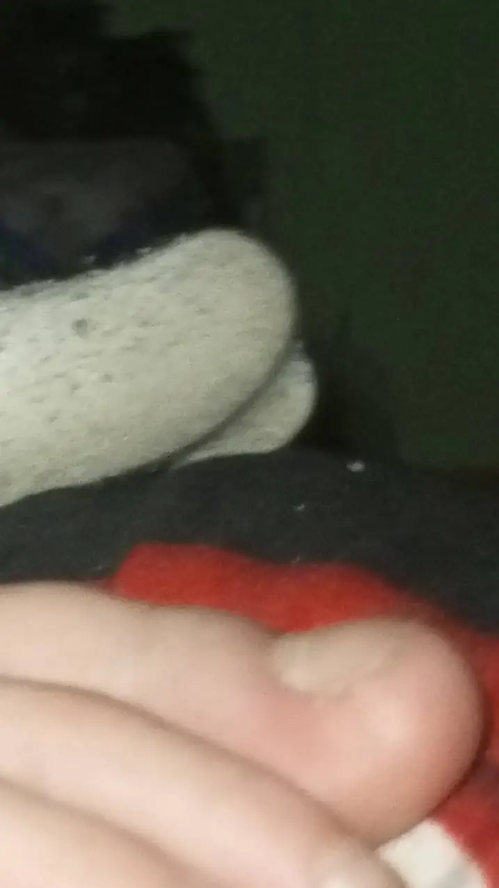 ai character: ЗлойПалец background