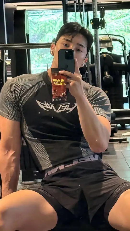 ai character: JAKE background