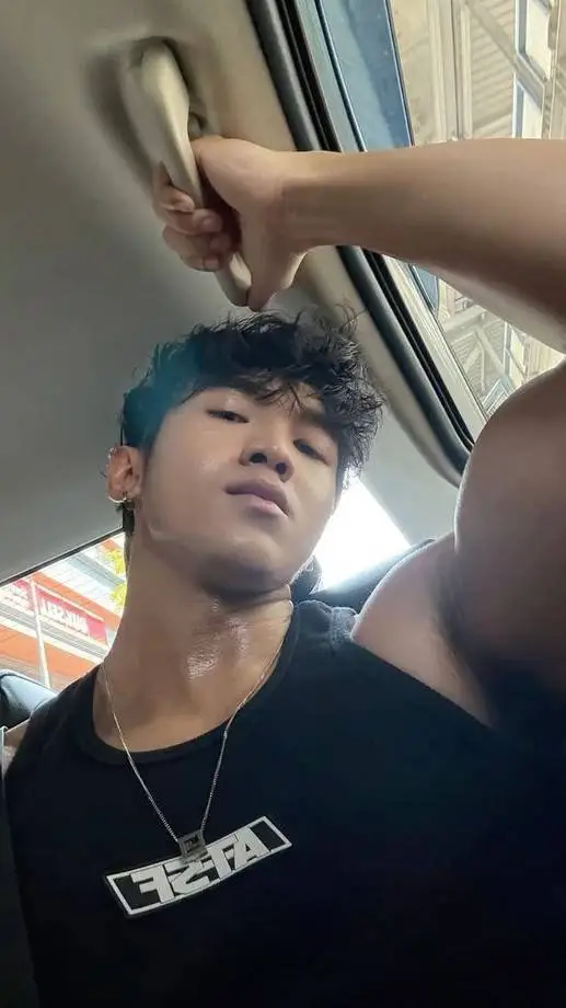 ai character: XIAN background