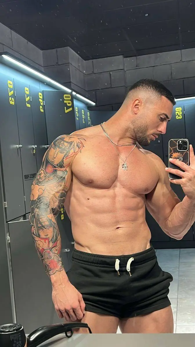 ai character: TIN background