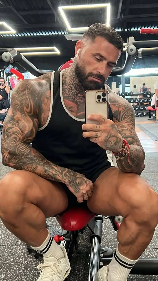 ai character: RIT background