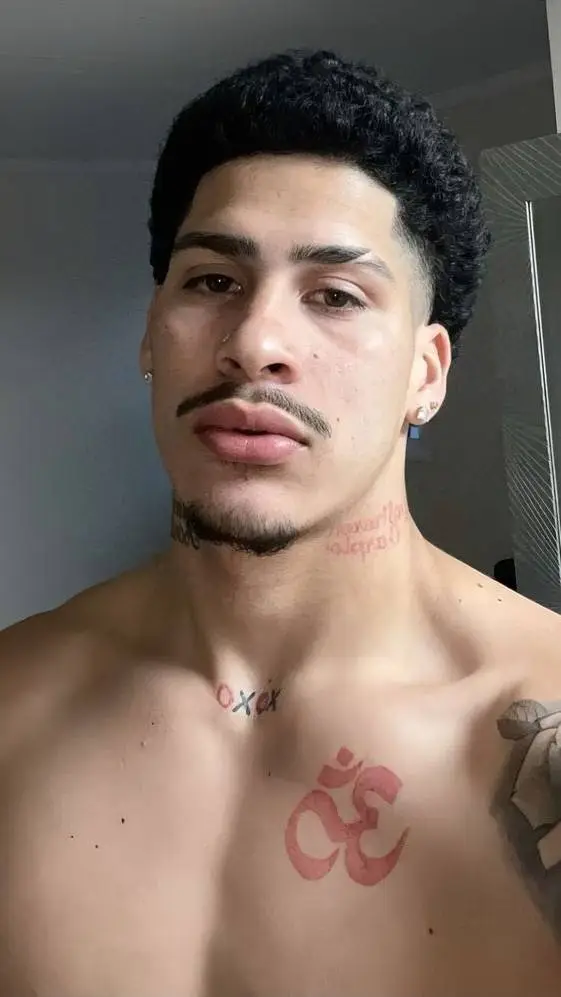 ai character: RIN background