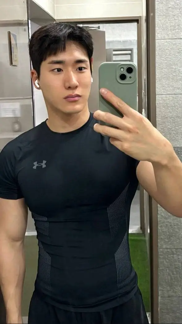 ai character: XIAN background