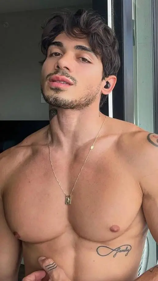 ai character: EIN background