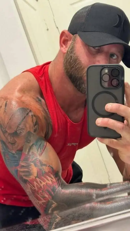 ai character: FIT background