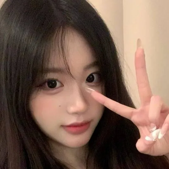 chat with ai character: Xiong