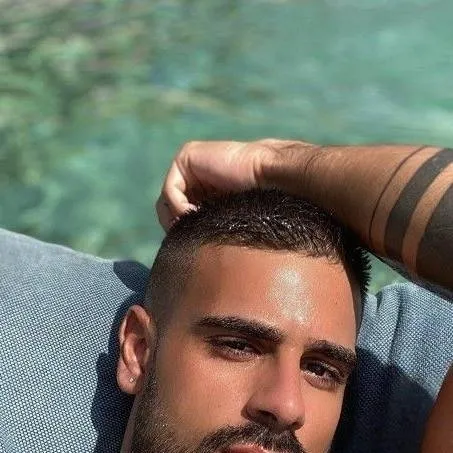 chat with ai character: kai