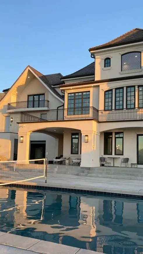 ai character: Your house/home background