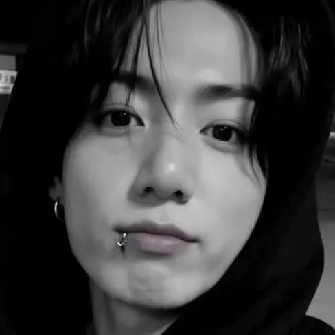 chat with ai character: Jungkook