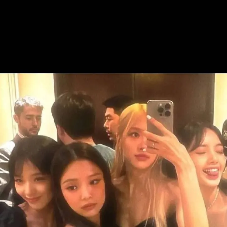 chat with ai character: Blackpink