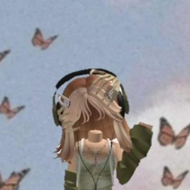 chat with ai character: roblox GC😳