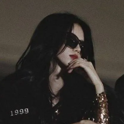 chat with ai character: naomy♥️