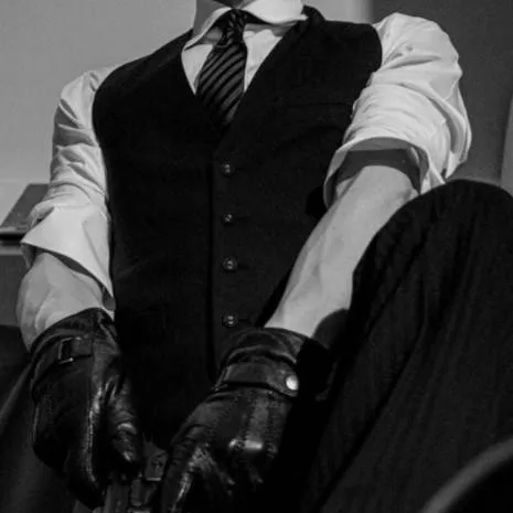 chat with ai character: maximo ♥️