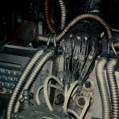 chat with ai character: Sytrr Crew!💫