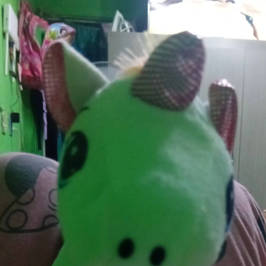 chat with ai character: Cuida a tu poni