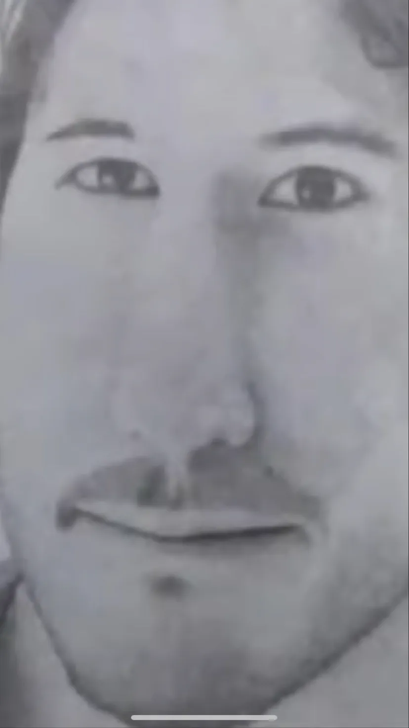 ai character: Market Plier background