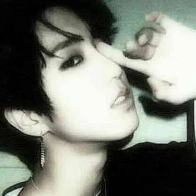 chat with ai character: Han Jisung 