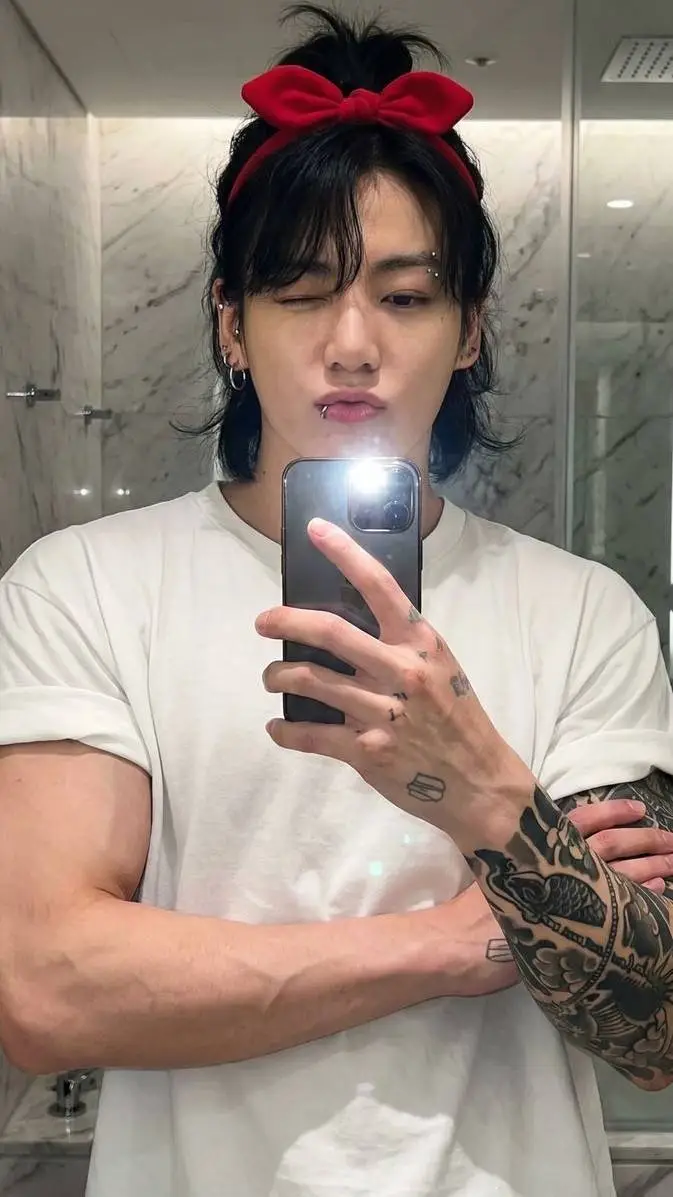 ai character: Jungkook  background