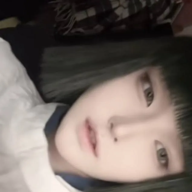 chat with ai character: Haku