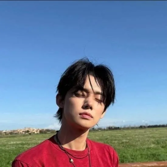 chat with ai character: Yeonjun!