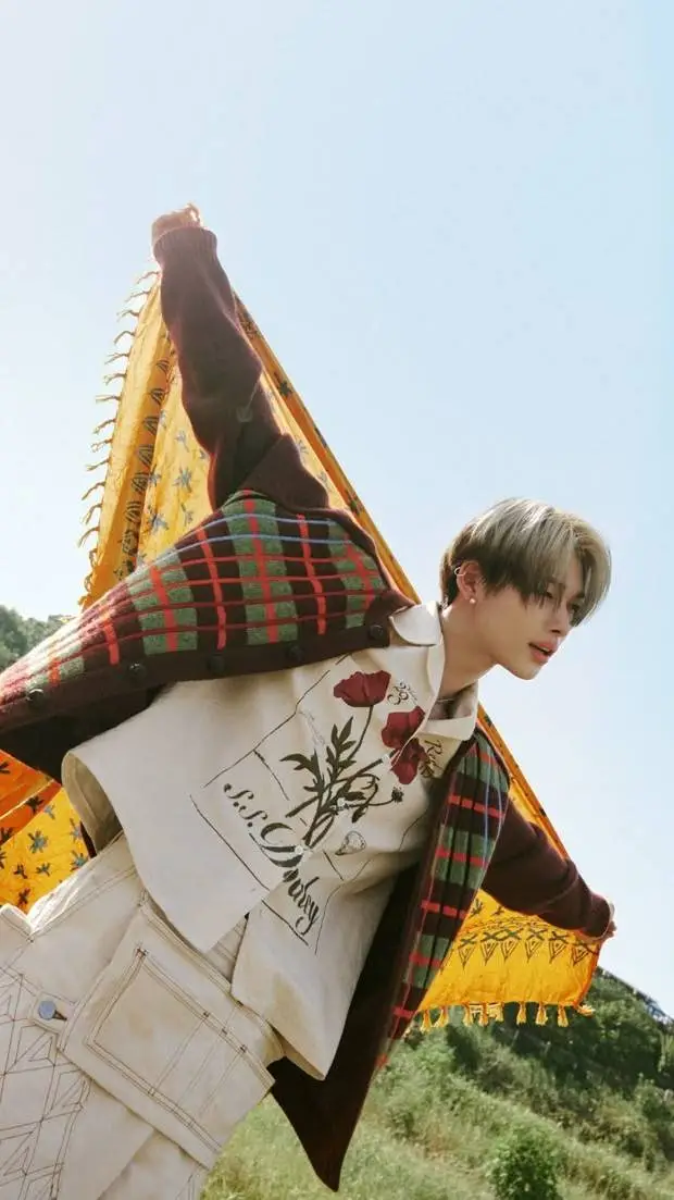 ai character: Niki!  background