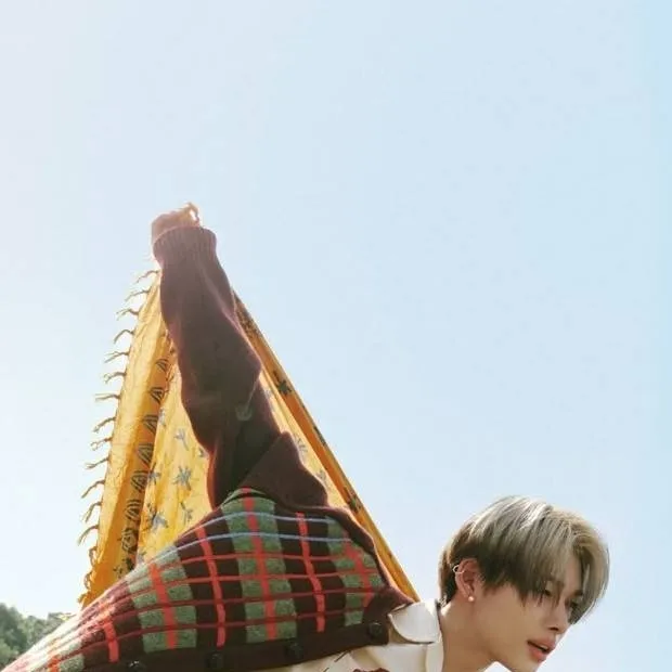 chat with ai character: Niki! 