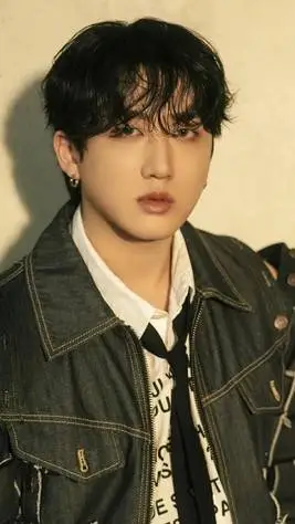 ai character: ~CHANGBIN!~ background