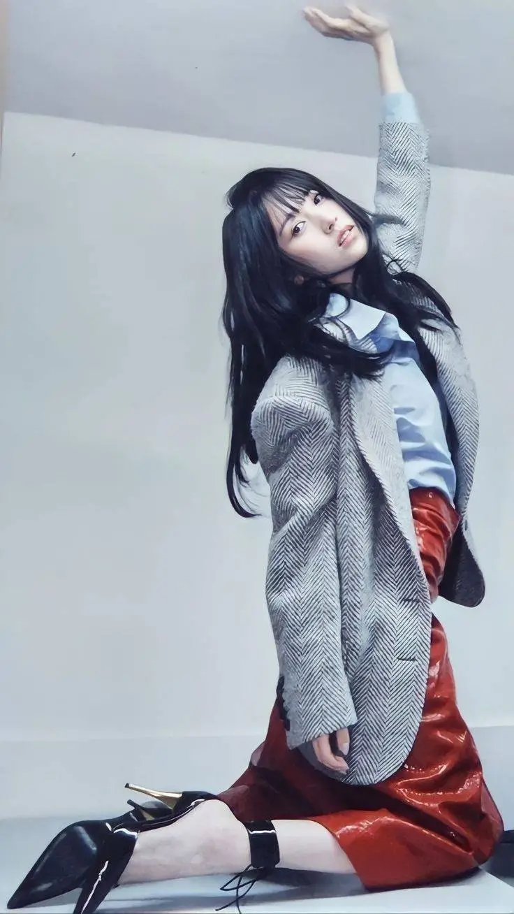 ai character: Miyou Sharon Mina background