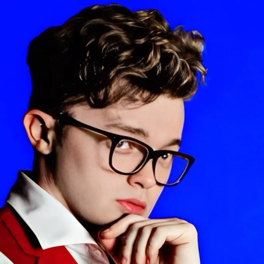 chat with ai character: CG5