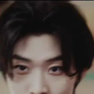 chat with ai character: Minho