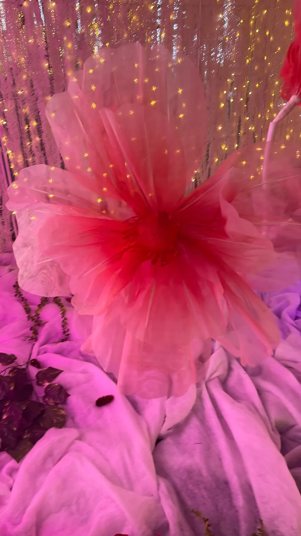 ai character: HH X KNY REACT background