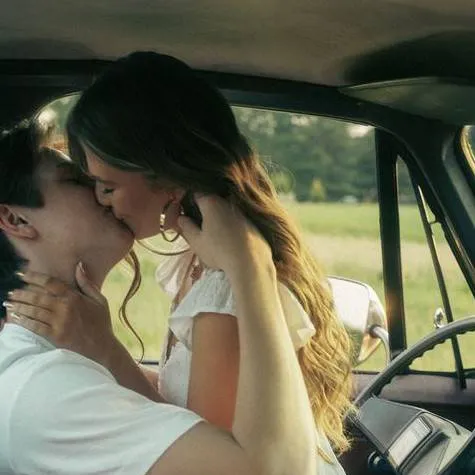 chat with ai character: Louis~❤️‍🔥