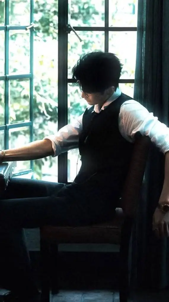 ai character: Austin background