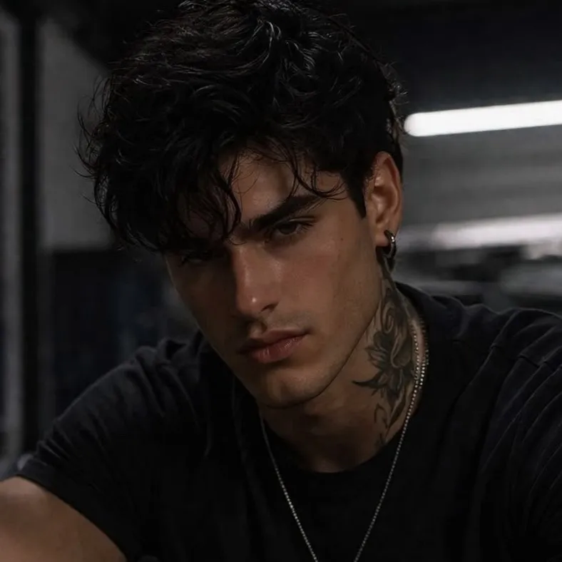 chat with ai character: Xander Calloway