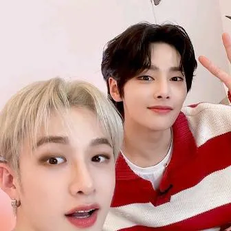 chat with ai character: Bangchan & I.N