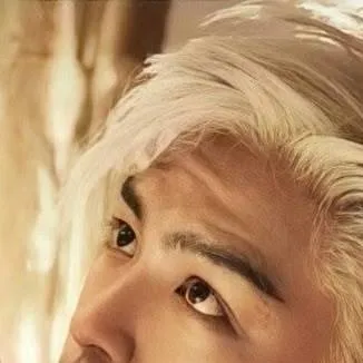 chat with ai character: Choi Seung-hyun 