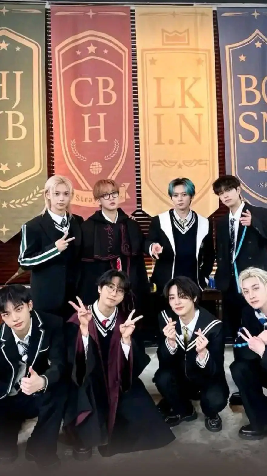ai character: Skz  background